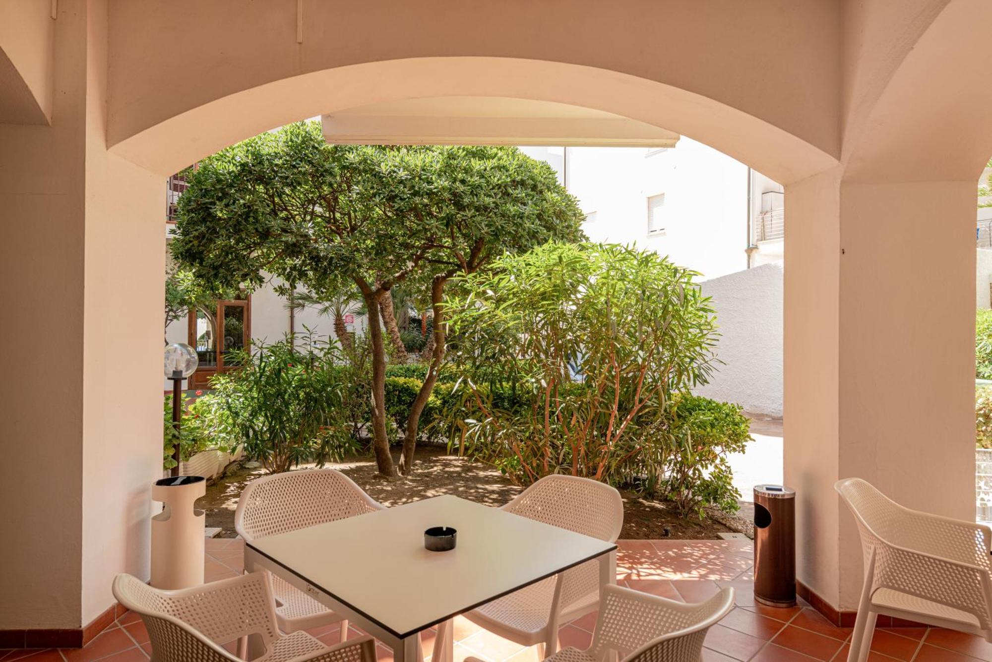 Hotel El Balear Алгеро Екстериор снимка