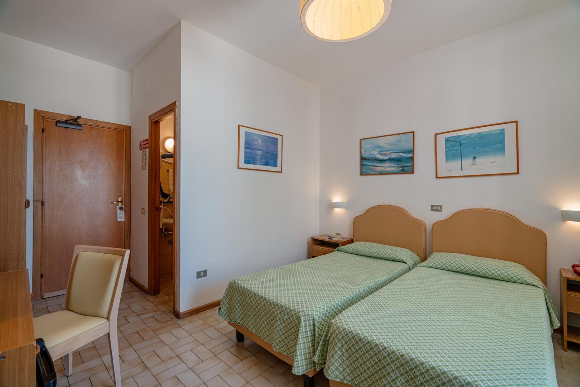 Hotel El Balear Алгеро Екстериор снимка