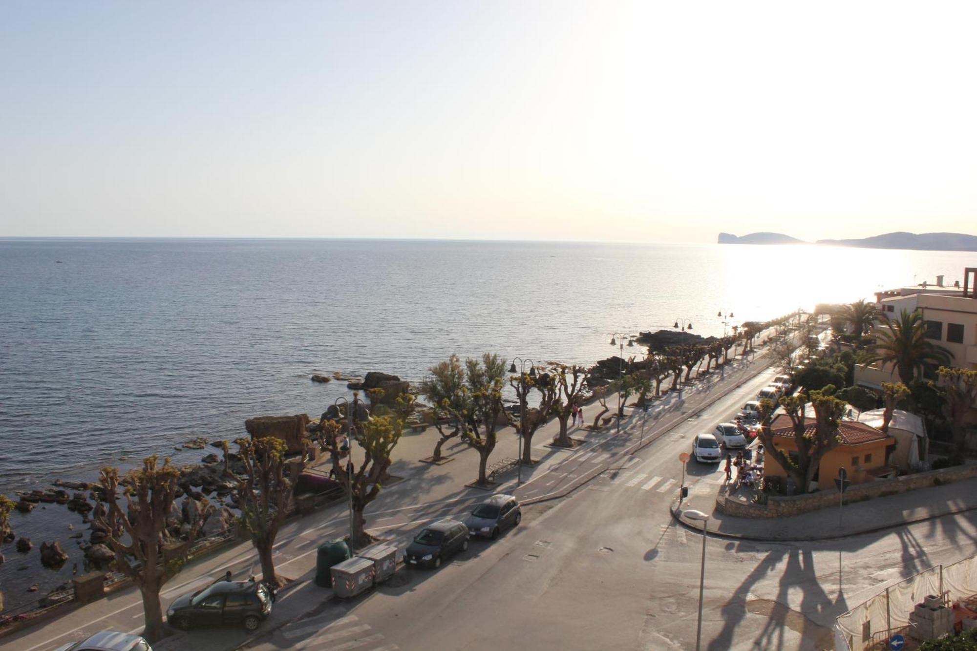Hotel El Balear Алгеро Екстериор снимка