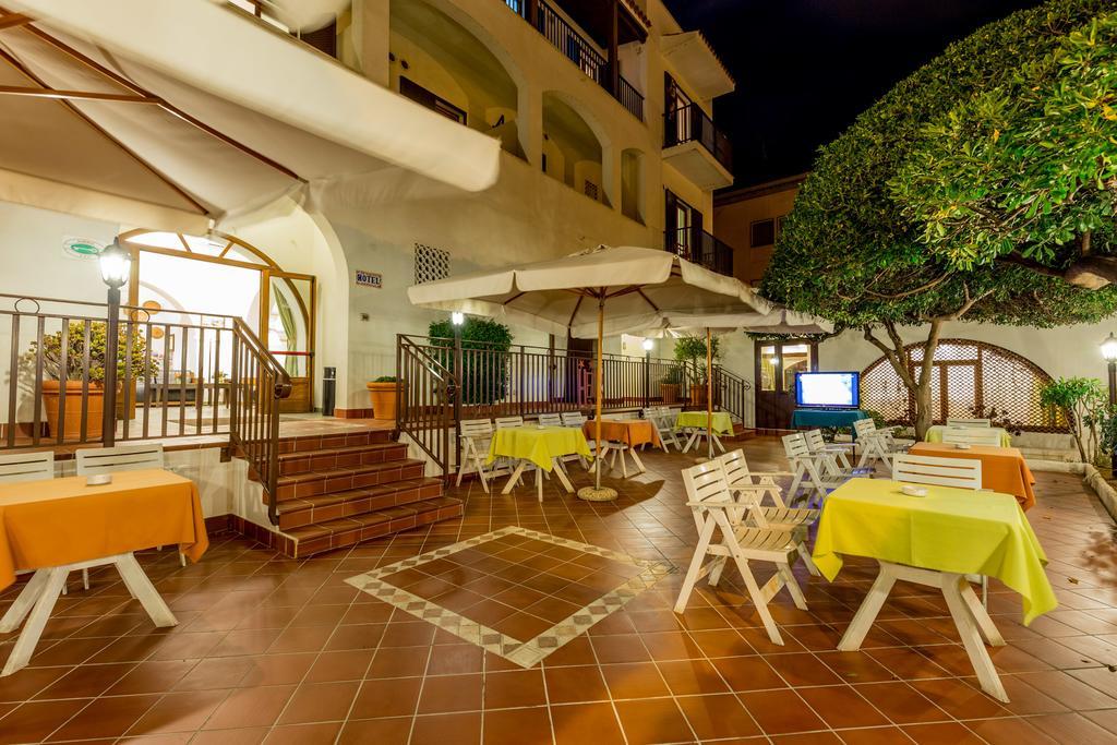 Hotel El Balear Алгеро Екстериор снимка